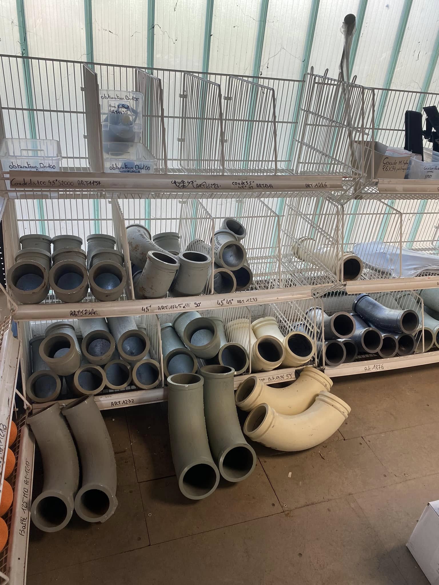 Stock de pièces détachées LSBP pour pompes à béton et malaxeurs